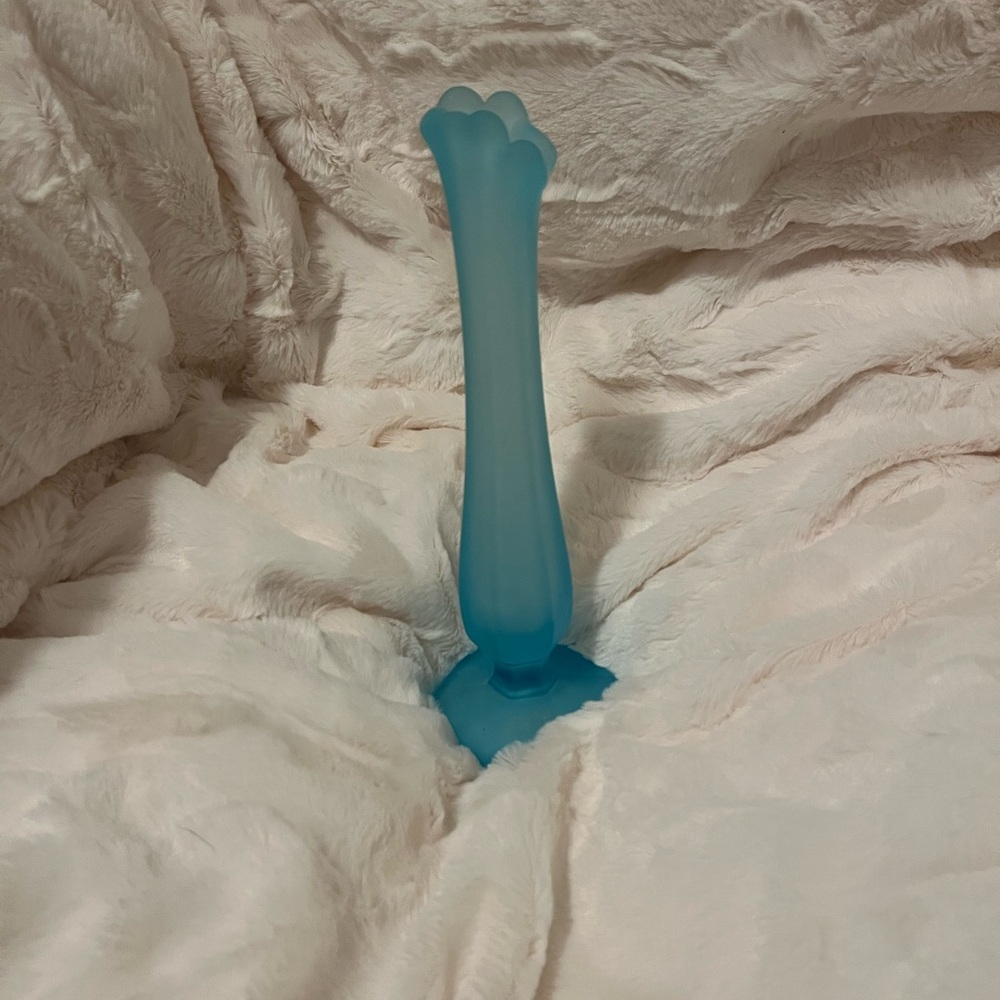 WESTMORELAND BLUE FROSTED satin Glass Bud Vase